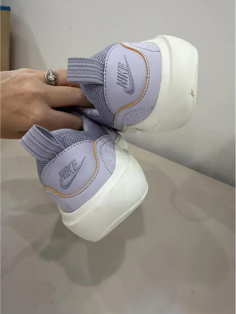 Nike Slip-On Knit Sneakers Lavender Blue White *missing insoles Size 8.5